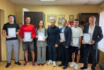 НАГРАДЫ КО ДНЮ ФИЗКУЛЬТУРНИКА